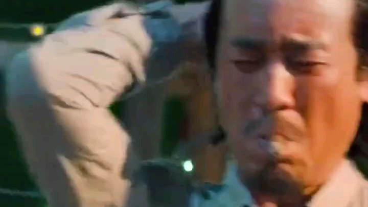 接着奏乐,接着舞