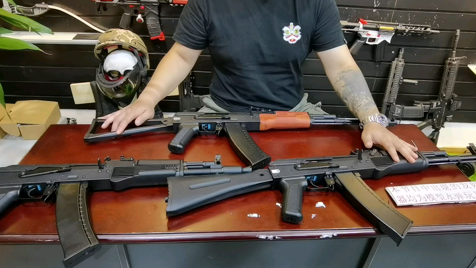 ノ- ( ゜- ゜)つロ