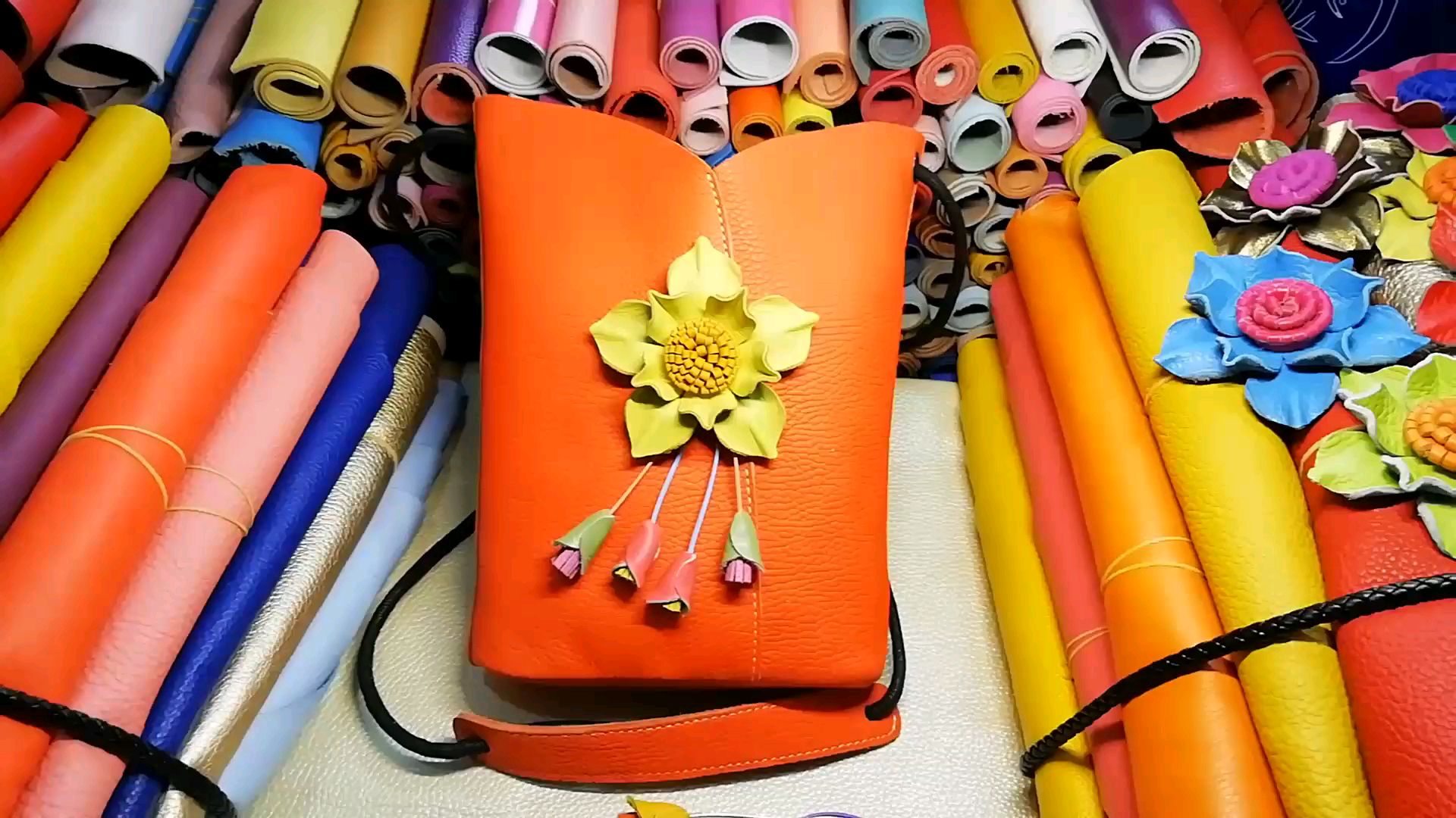 手工真皮包包支持私人订制哦