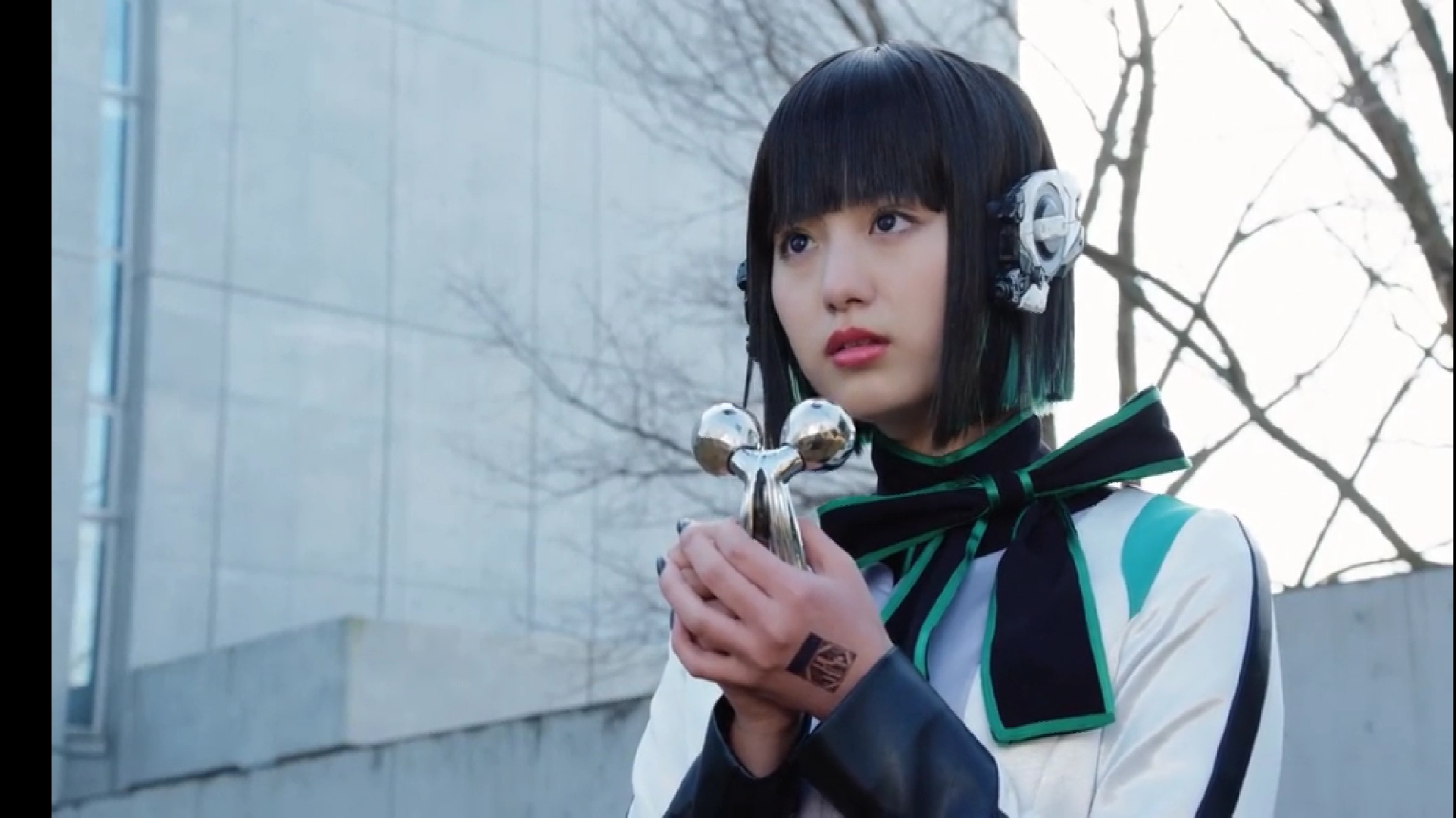 小秘书升职记之伊兹的成名之路