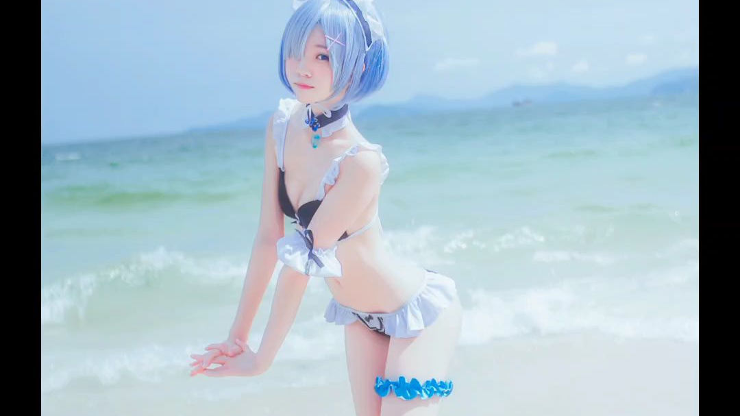 蕾姆cos泳装