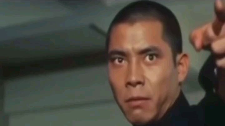 现在请大家做自我介绍!!!