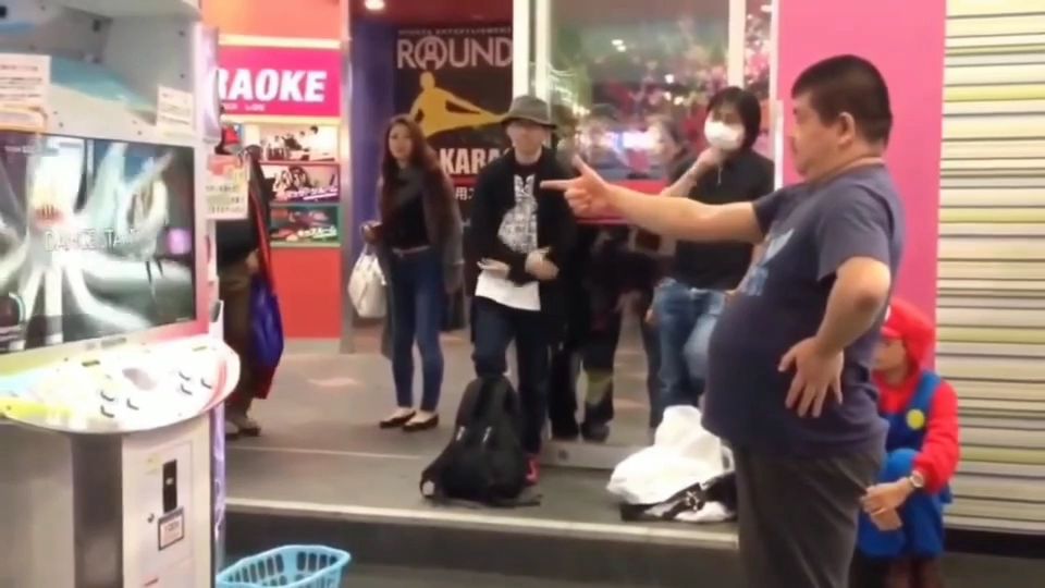 一出手就知道老二次元了