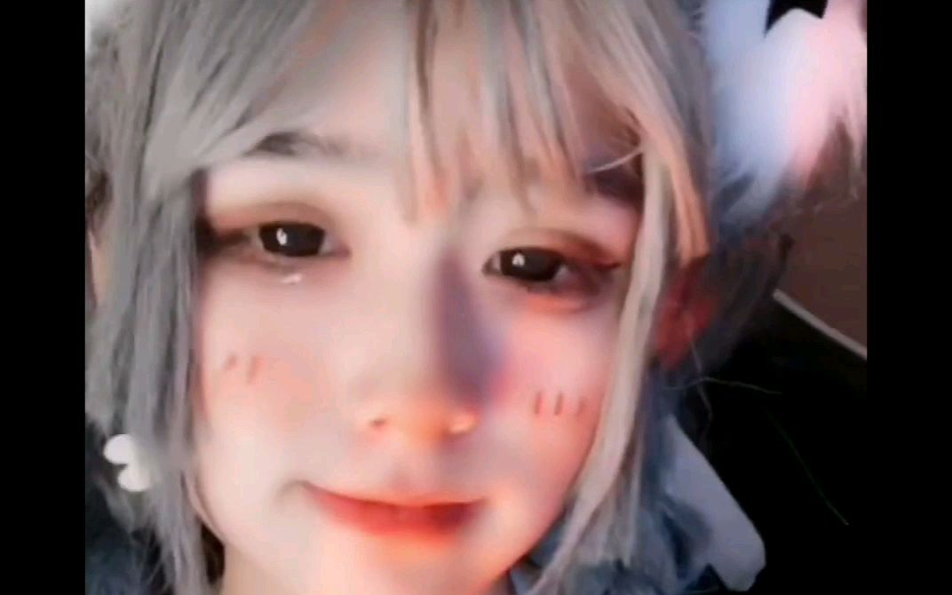 窝嫩叠vs王思聪女神
