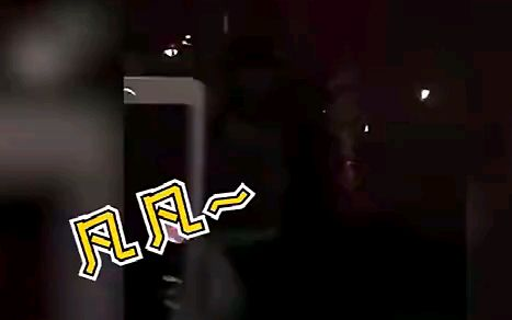吴亦凡被捕瞬间视频流出 可把女粉心疼坏了