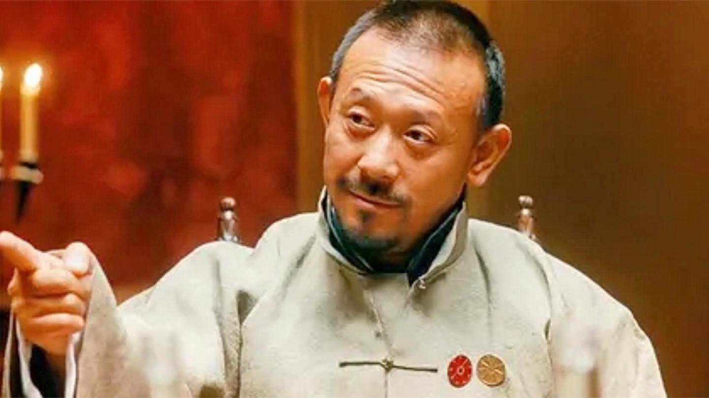 让子弹飞: 导演让姜武临场发挥, 没想他直接超越剧本, 奉为经典