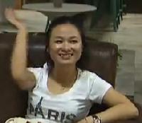 相亲才会赢:90后小LOLI电视相亲找干爹,直言想过皇室生活