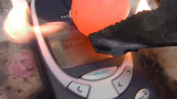 终极对决!镍球君VS诺基亚3310!