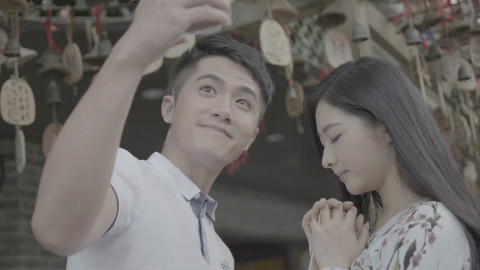 《倾城e恋》 都市白领治愈爱情喜剧