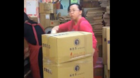 最后那个的表情,没有几十年功力的沉淀是绝对作不出来的!!
