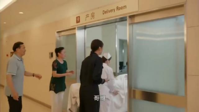 张乘乘生孩子