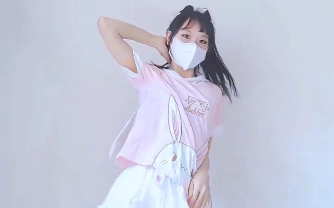 大团脸姐姐