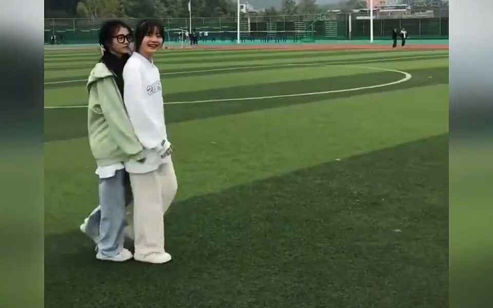 校园的憨憨