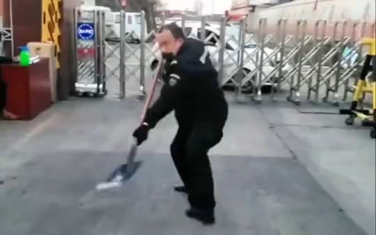 看哪个外卖敢来？