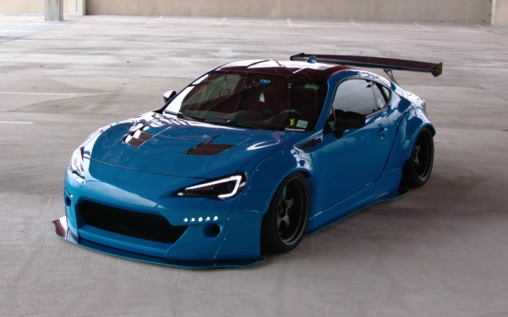 斯巴鲁brz rocket bunny 火箭兔宽体斯巴鲁brz rocket bunny 火箭兔