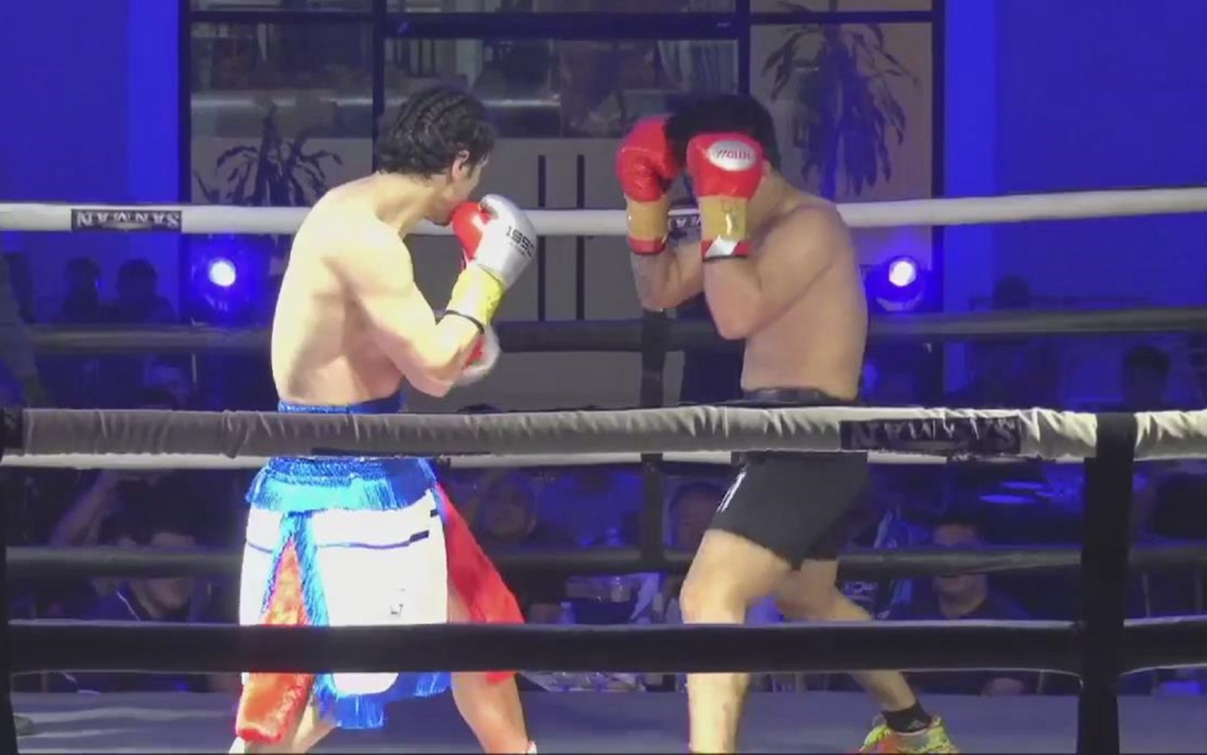 叶斯木汗·叶尔肯 vs 博伊斯·苏尔坦