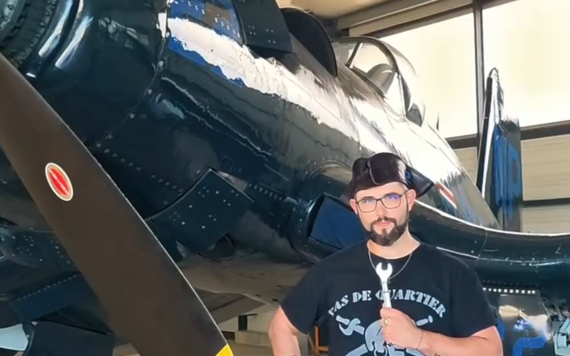 F4U 海盗