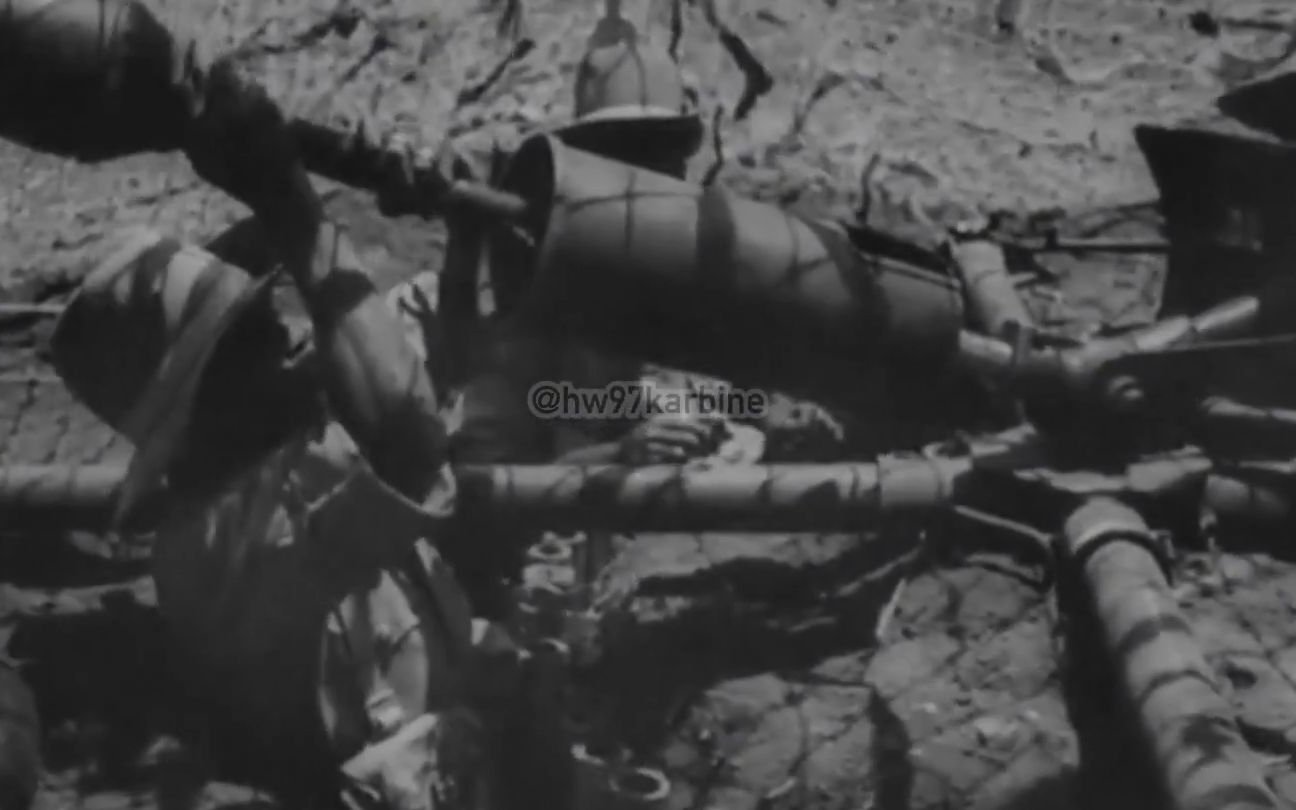 大约1943年-英国布莱克炸弹发射器影片