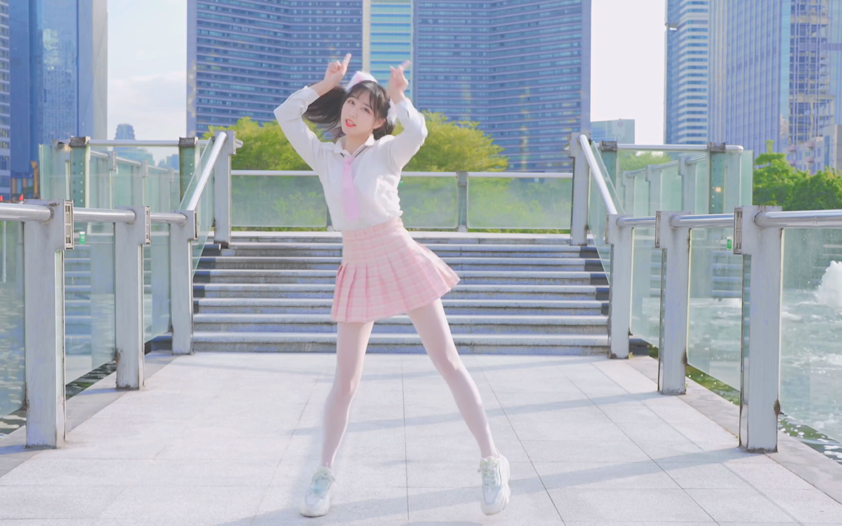 撞撞撞