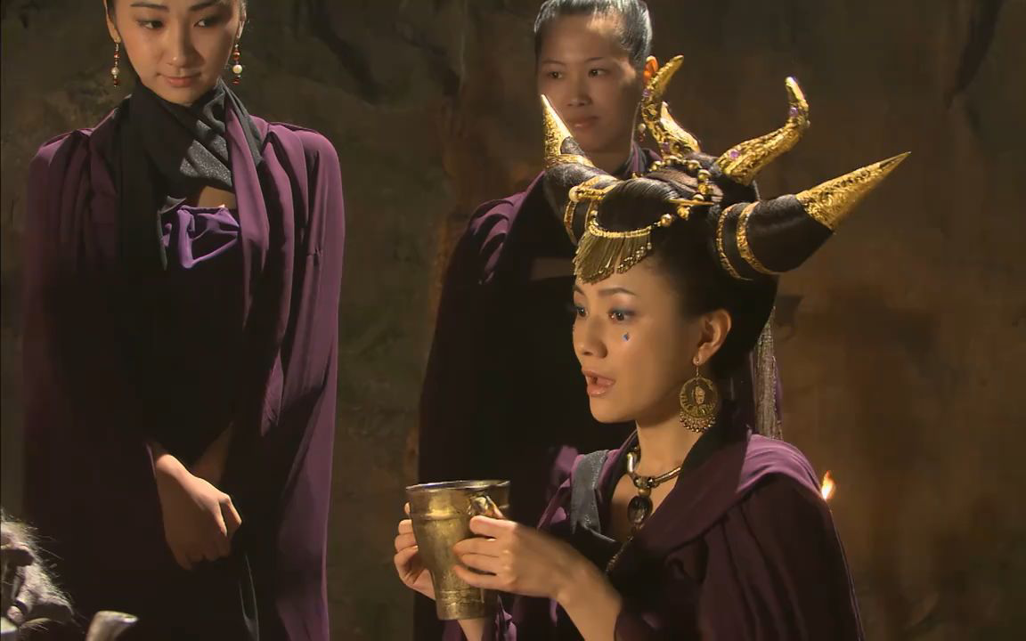 燕尔新婚，千万莫忘结发