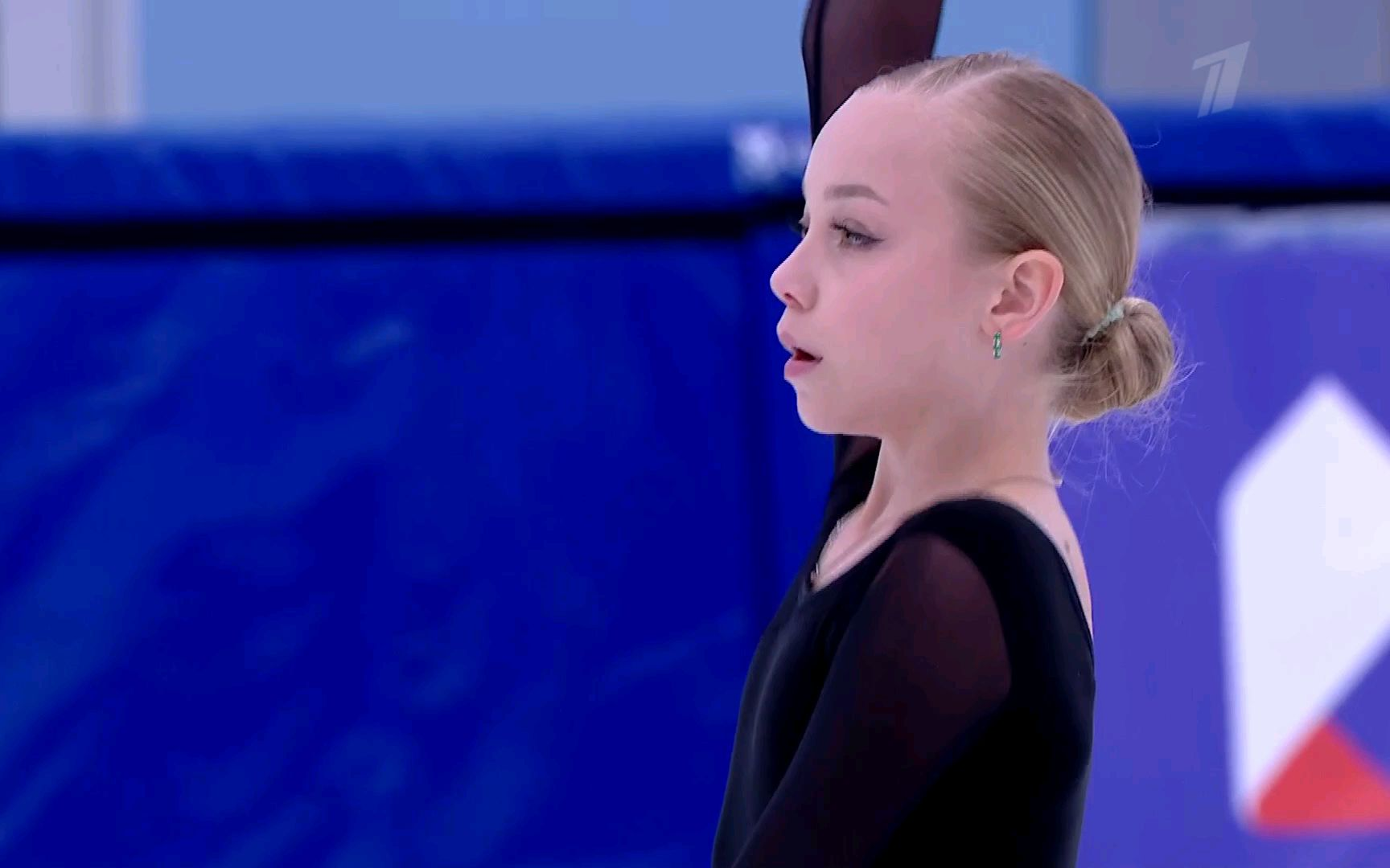 【小公主】Sofia Sarnovskaya26俄青测SP《Frozen+Sweet Dreams》