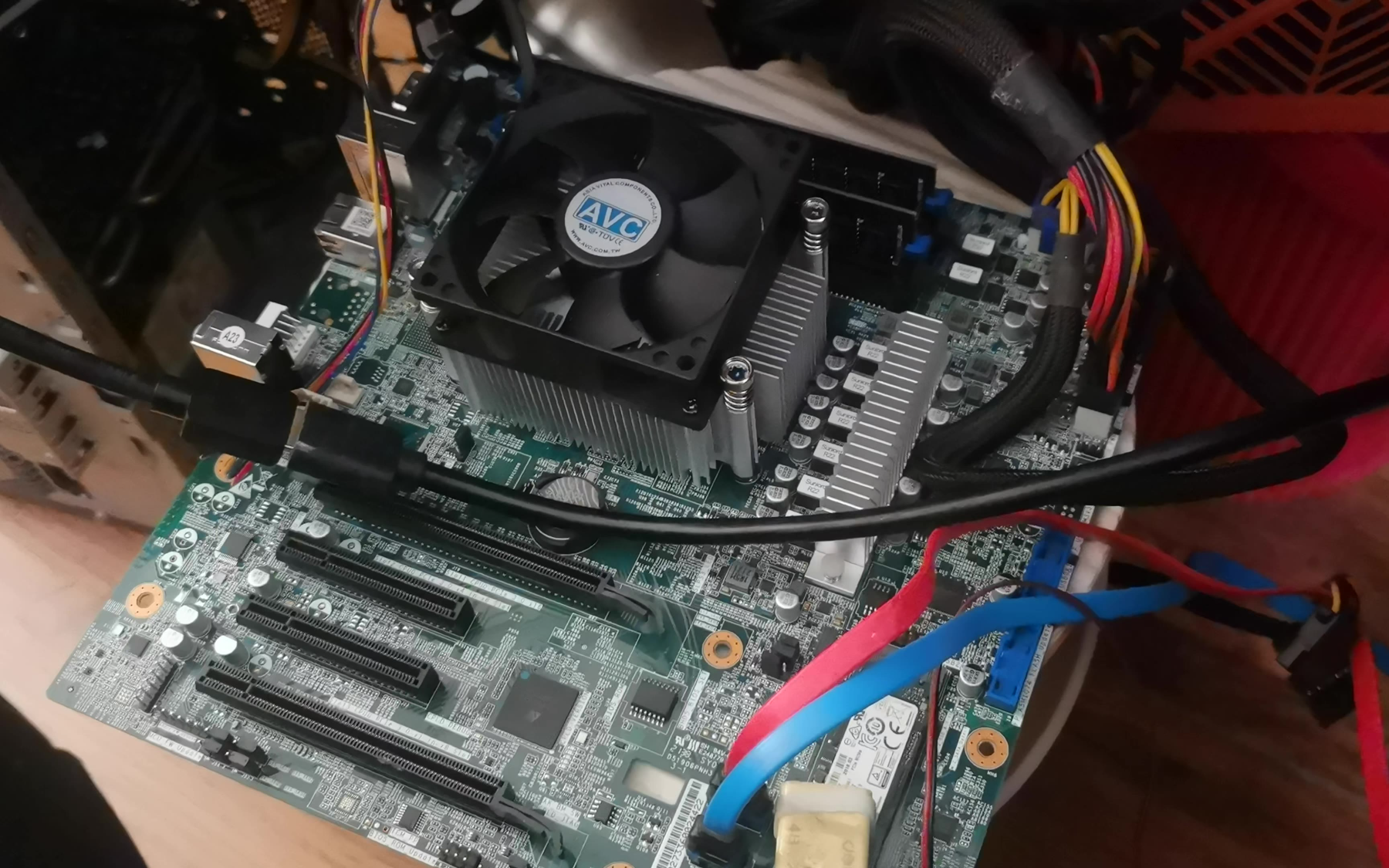 中科海光C86 3250烤机待机功耗测试附AMD RYZEN7 1700对比