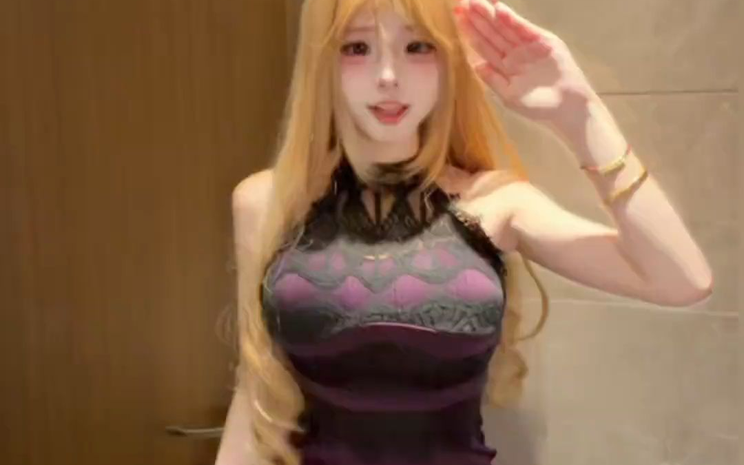 比巴掌先来的是姐姐的香气