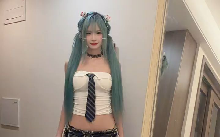 精神小妹亭妹儿舞蹈视频10