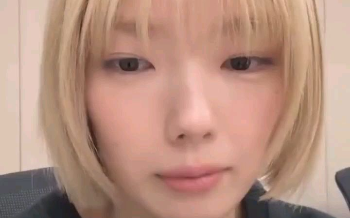 藤吉夏鈴 ins live 2月12日
