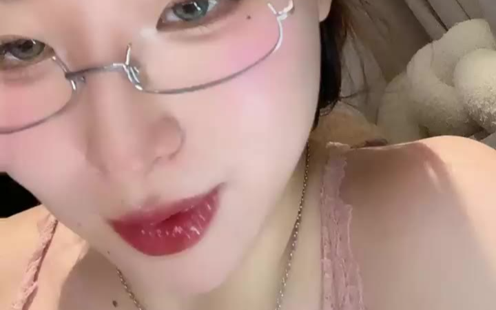 大姐姐美滋滋_2026-07-08_23-24-01_000
