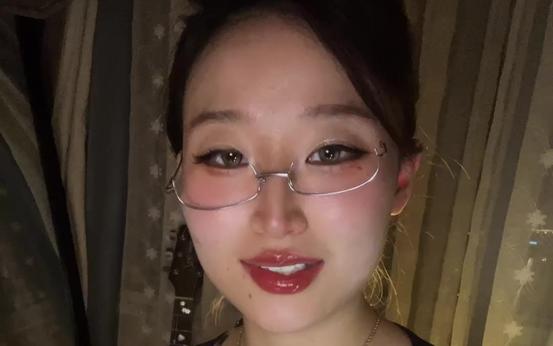 大姐姐美滋滋_2026-04-16_23-25-47_000