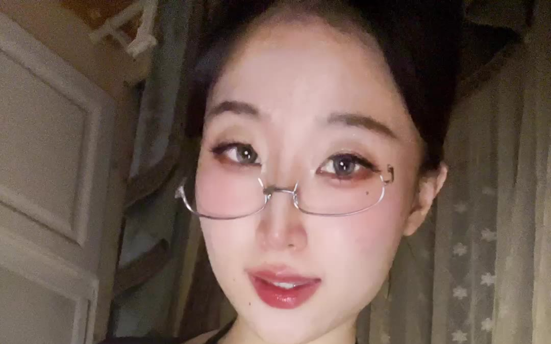 大姐姐美滋滋_2026-05-15_23-38-02_000