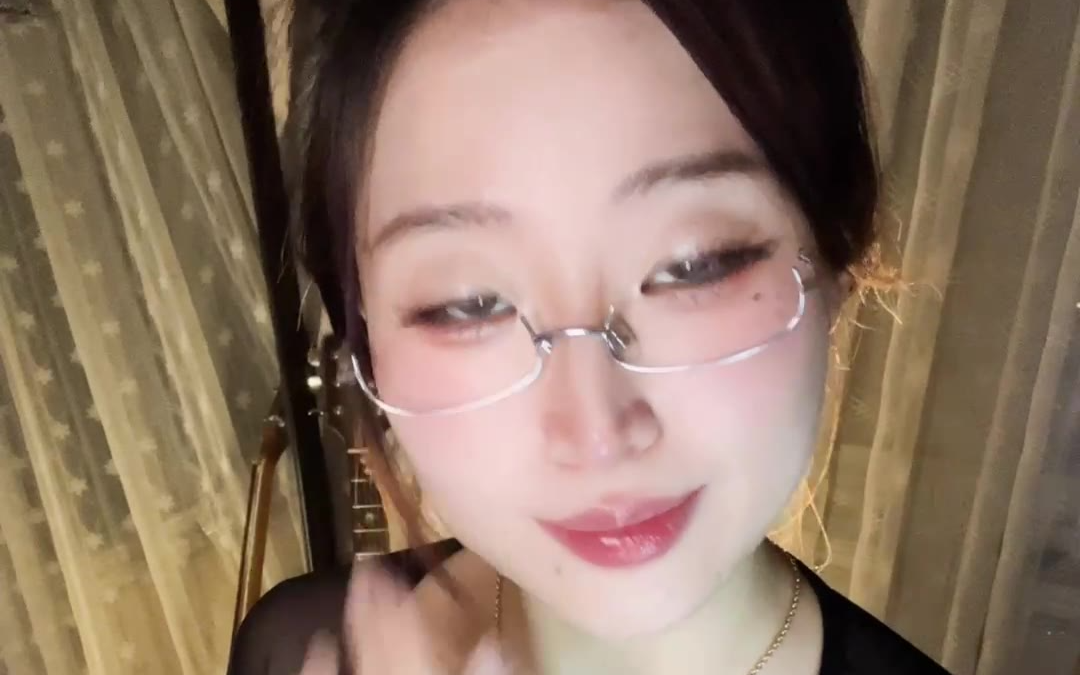 大姐姐美滋滋_2026-04-01_23-00-13_000