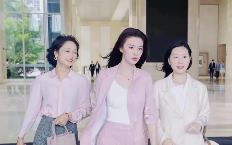 爱情有烟火：檀健次X王楚然，美女房东与富二代租客的浪漫爱恋！