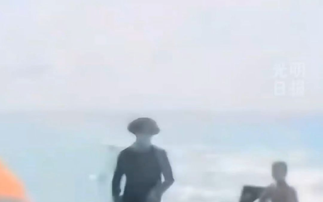 仁爱礁是我国固有领土。菲律宾57号舰非法坐滩赖在礁盘二十多年，还屡次在潟湖内主动挑衅冲撞我方海警。