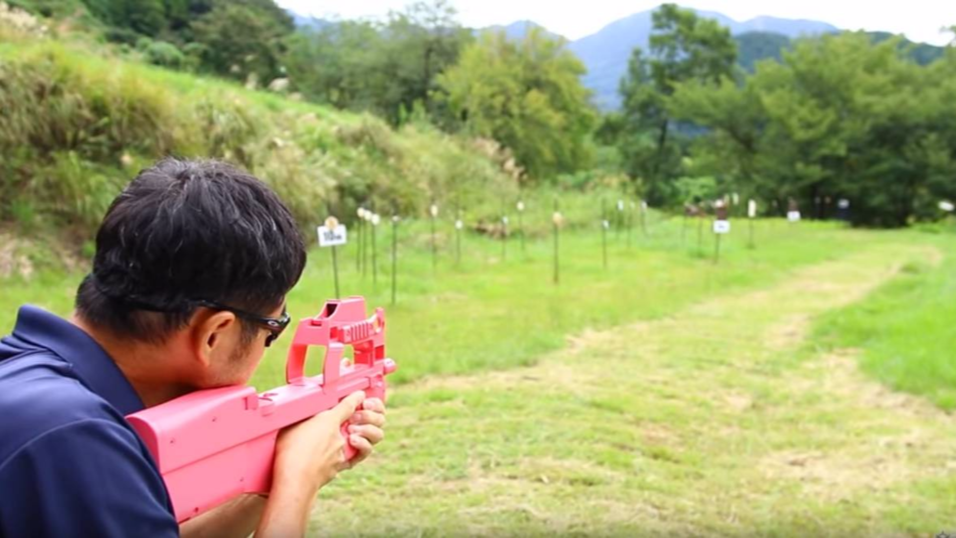 日本壕堺大叔:粉红色的P-90 Ver.LLENN AEG TOKYOMARUI 电动力