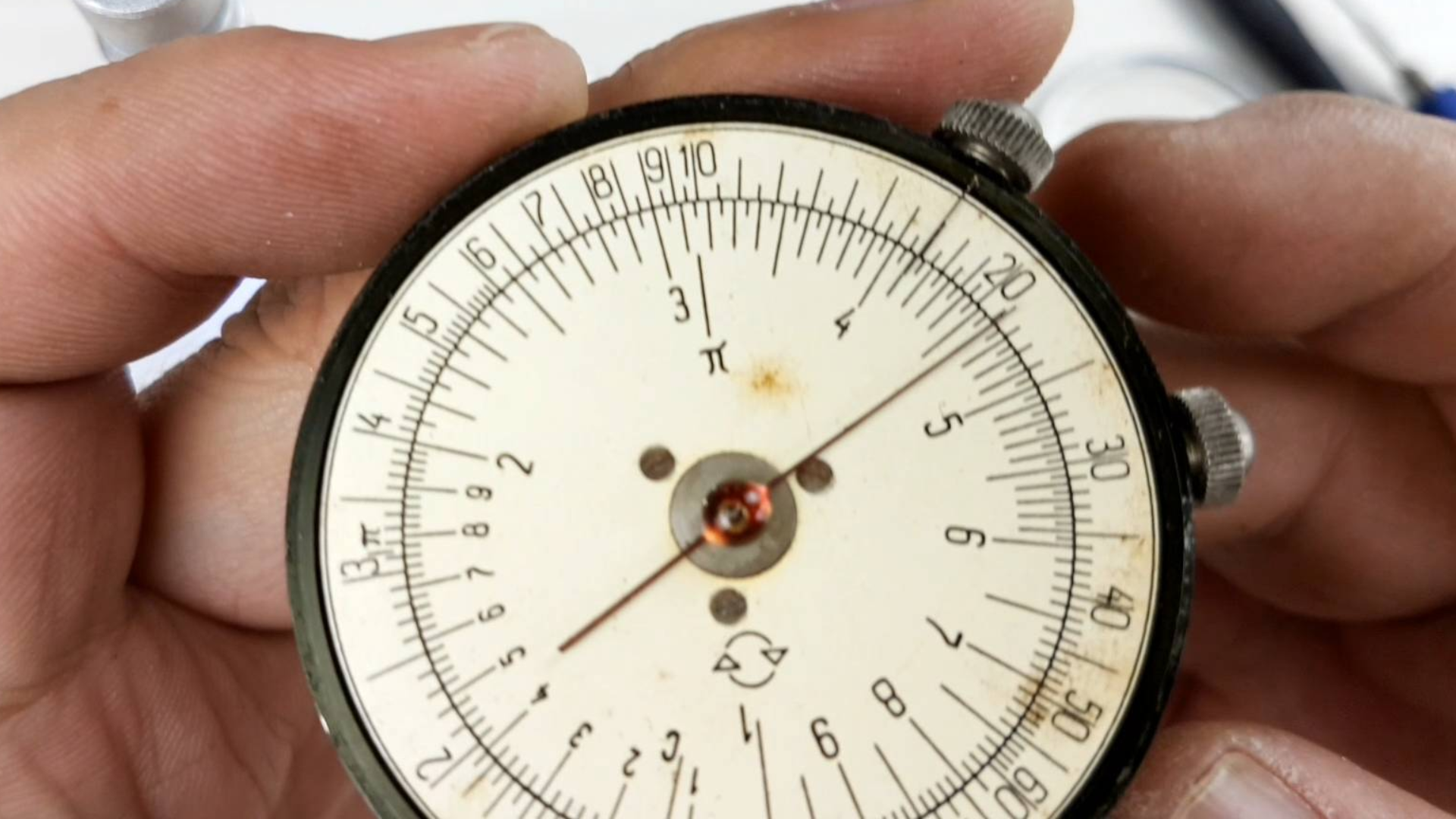 罕见的圆形计算尺,俄罗斯搞来的,拆开看看内部并修复小问题