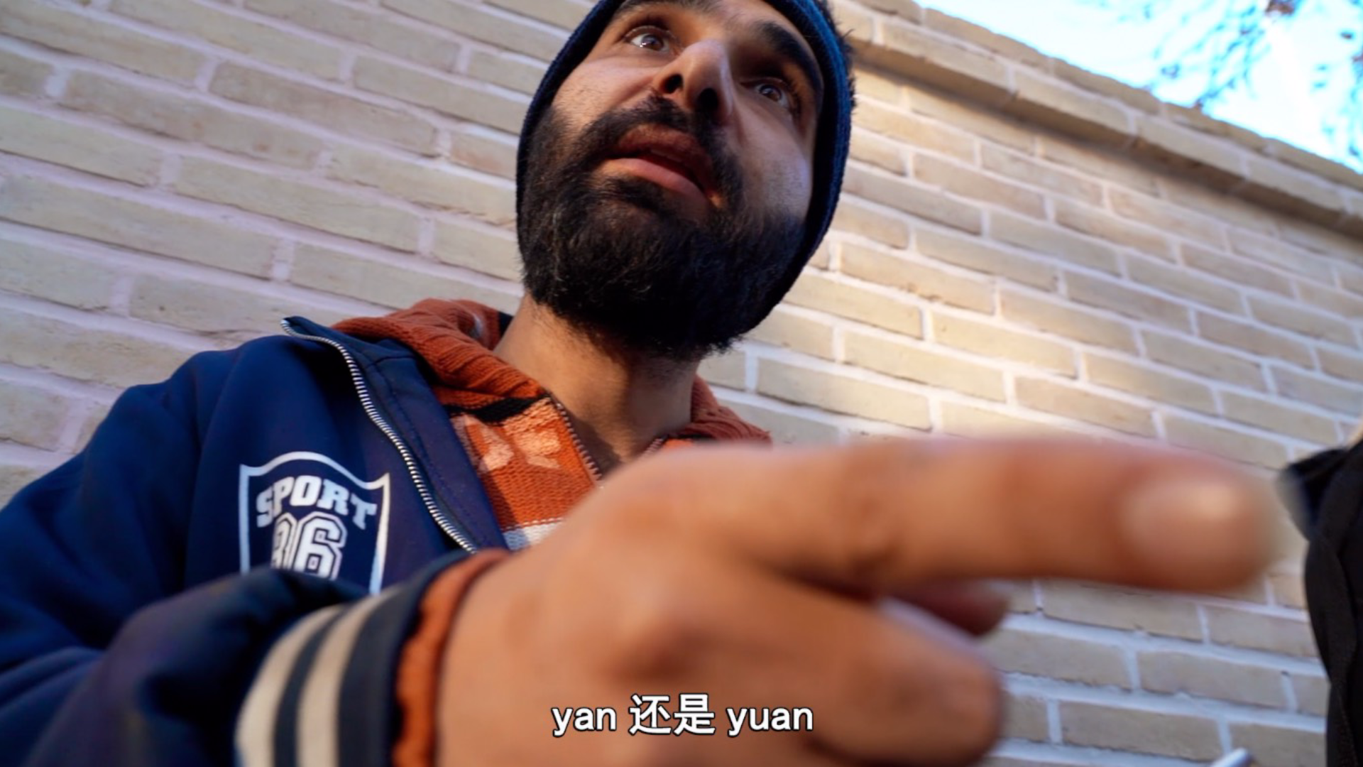 雷探长探秘伊朗,油价超低,ATM机停止使用,当地人到处找人换美元