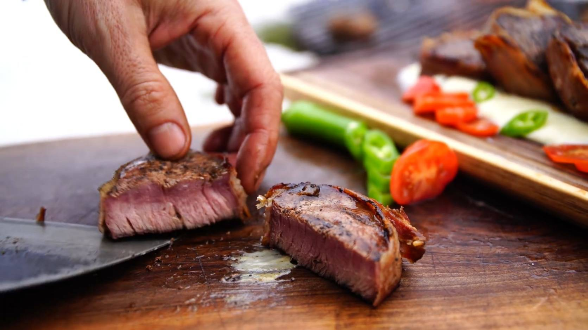 印度乡村小池塘捕鱼香蕉叶烤鱼