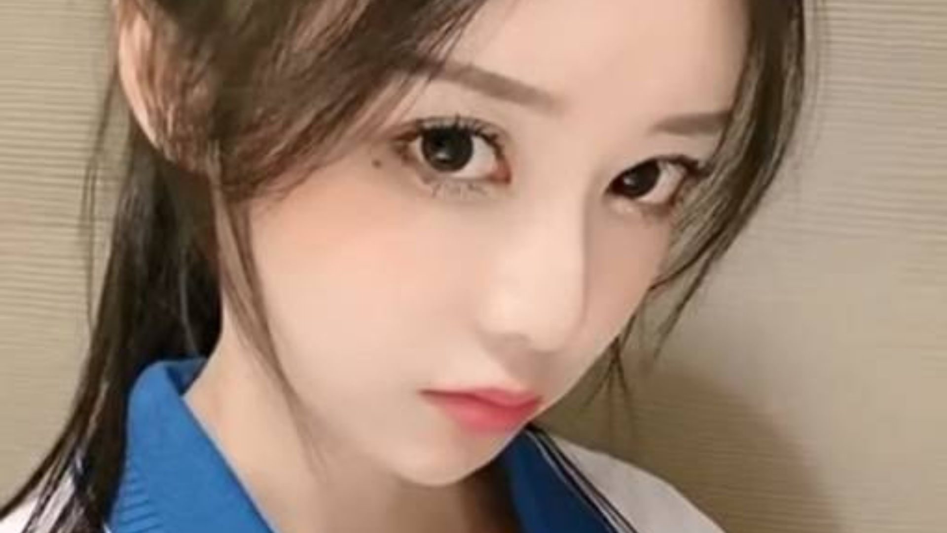 轻松一刻◆女孩子被突然推倒是什么反应?好刺激!! 2020-0118