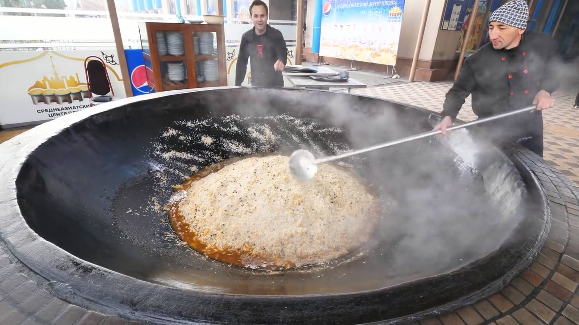 乌兹别克街头美食-四吨马肉火锅