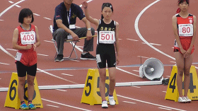 日本女子田径80米比赛中出场的少女们之拼搏场面