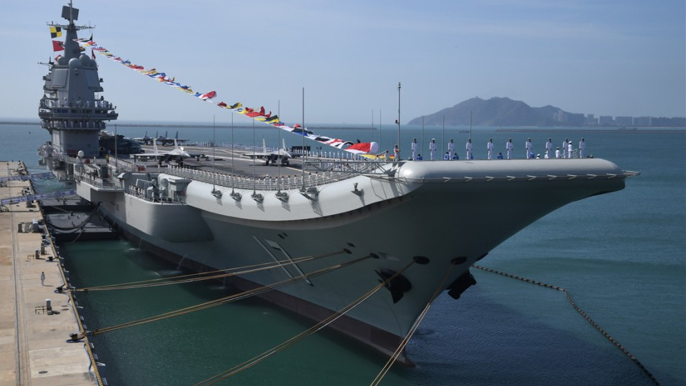 山东舰服役,美国大泼冷水:我退役航母都比你强好几个档次