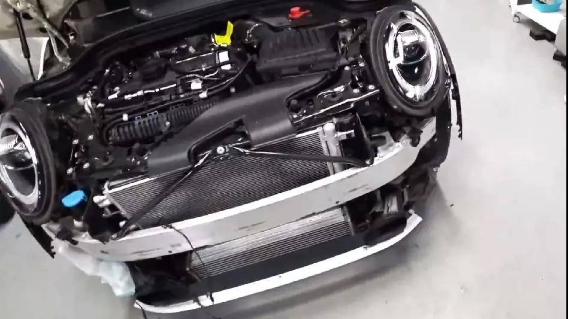 宝马MINI Cooper S拆解要点,喜欢自己动手DIY必看