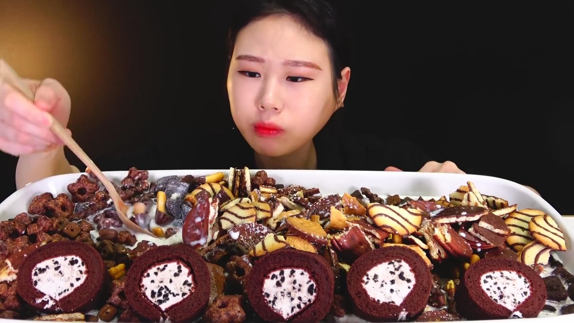 【Fran卡妹】 巧克力饼干牛奶+巧克力奶油蛋糕卷