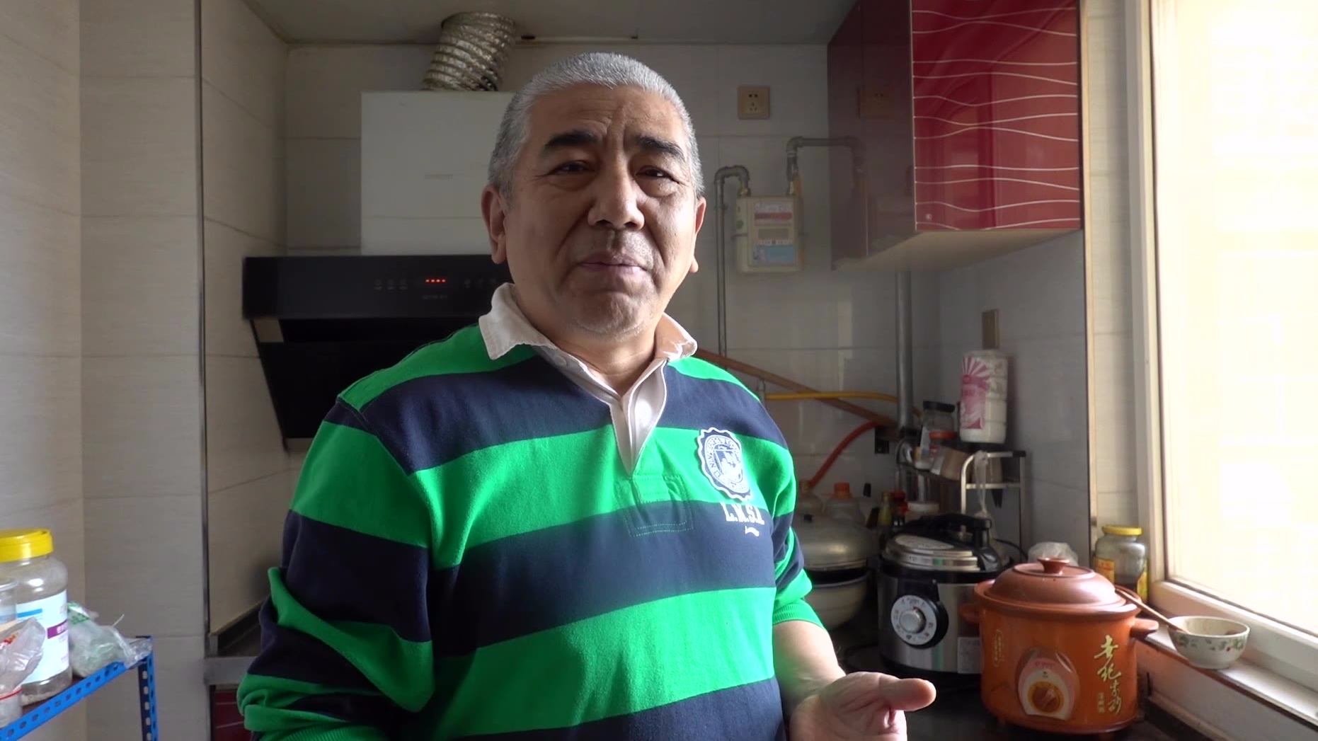 【老司马的日常食堂】天冷来碗酸汤水饺!