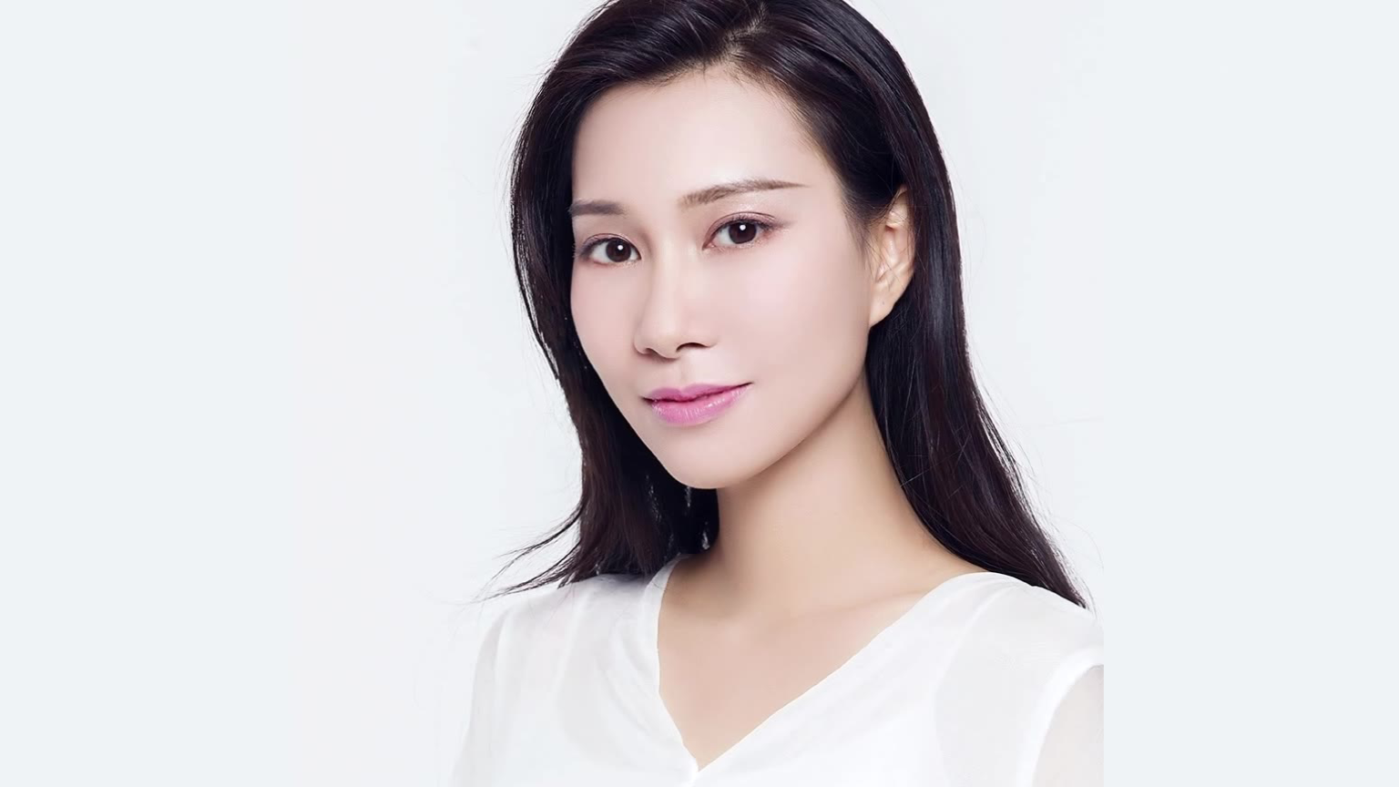 郭津彤云在飞唱响2020中国农民丰收节