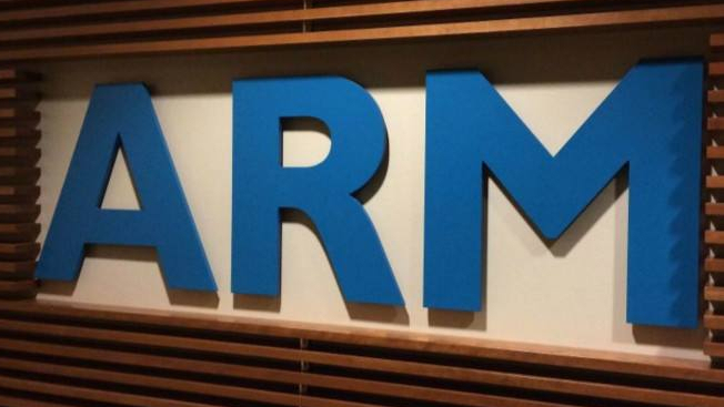 芯片行业的巨头ARM,即使是高通这样的公司,都时刻受其制约