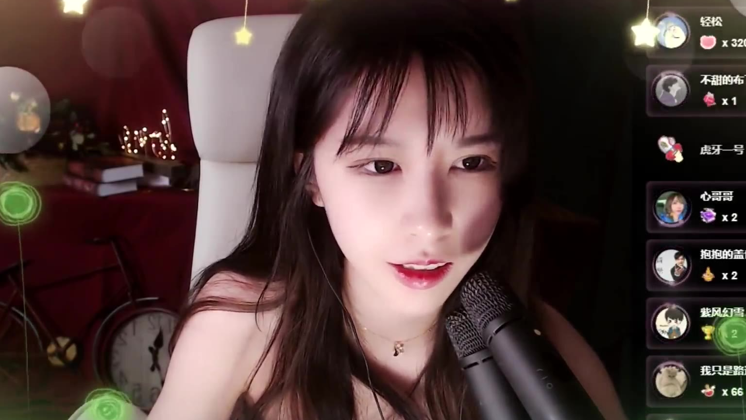 抱抱er可爱的小姐姐又来啦
