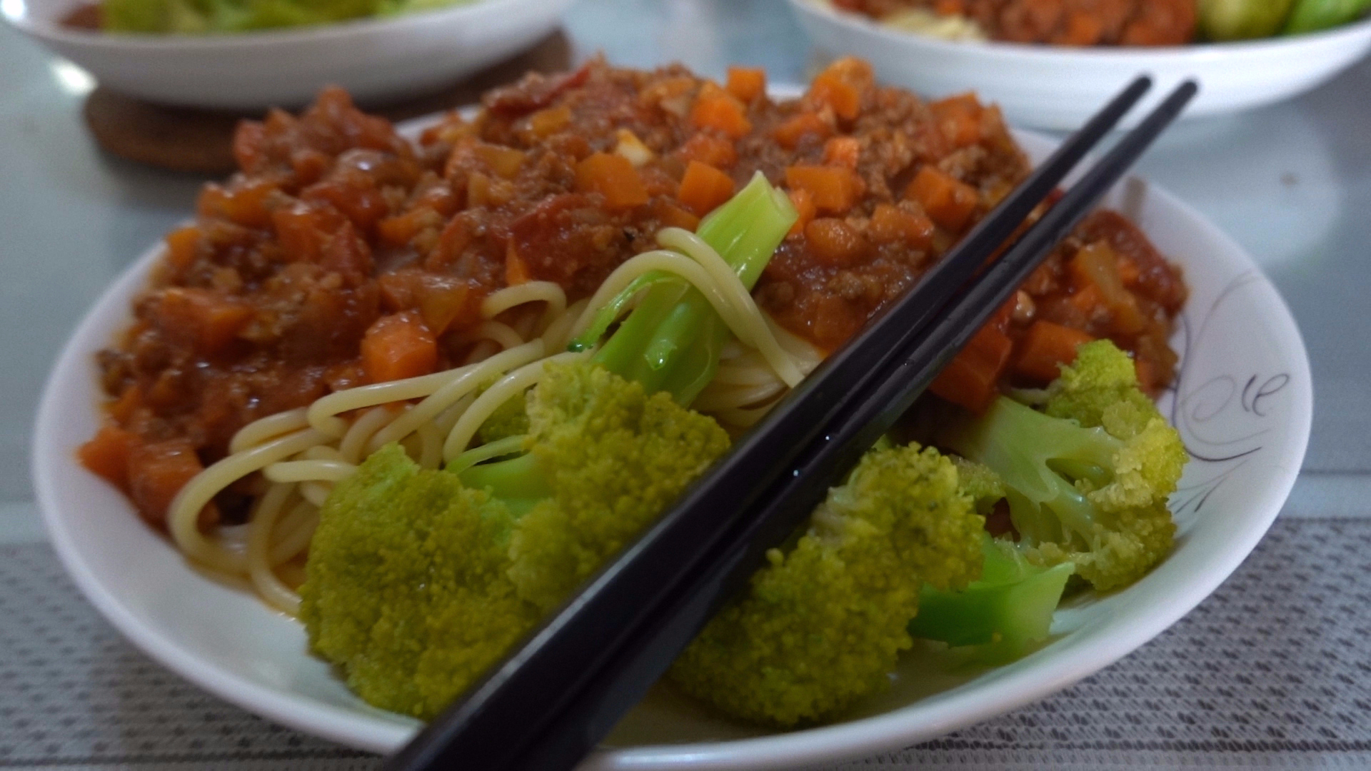 【老司马的日常食堂】司马学做意大利面,大家看看咋样?